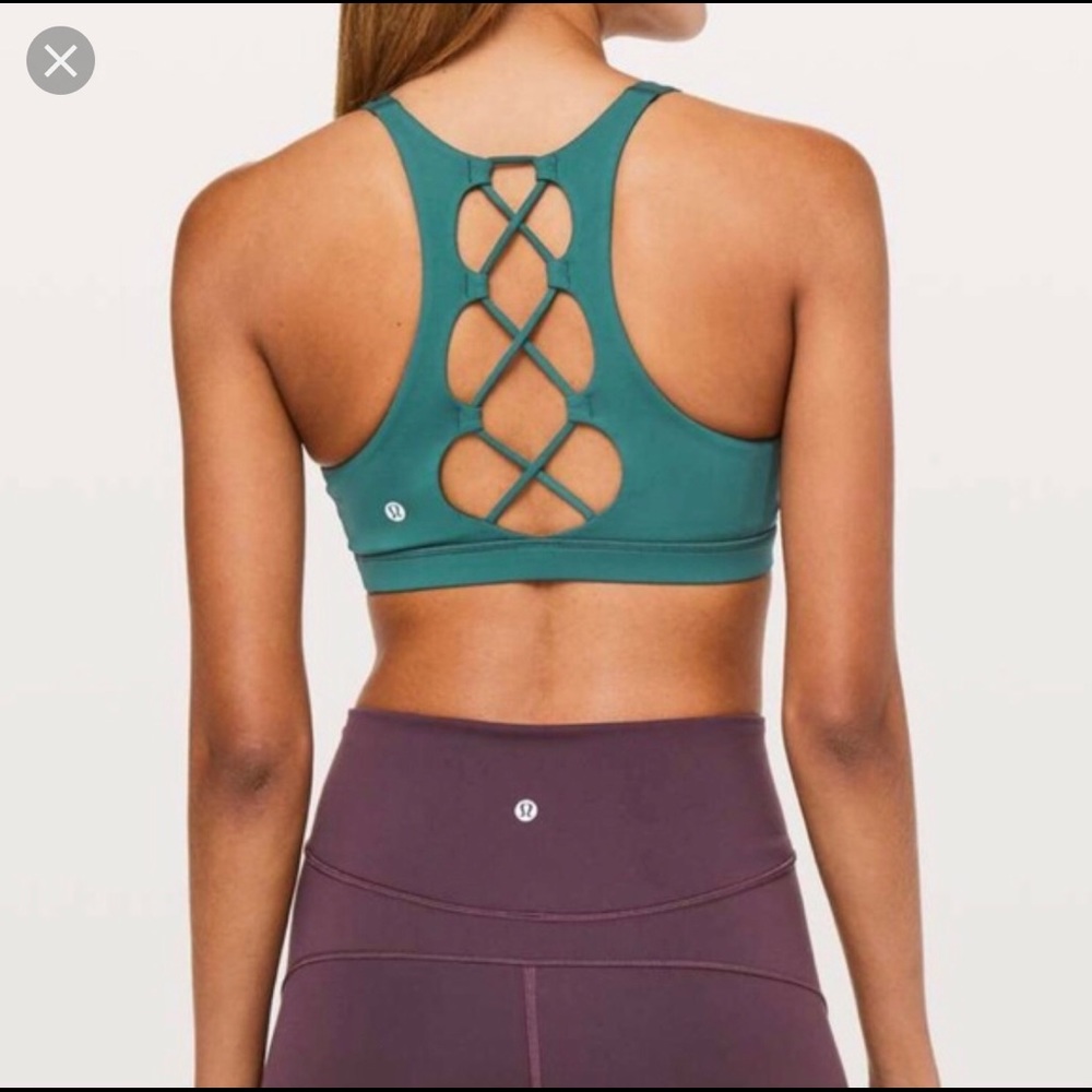 Lululemon Tied to it bra size 6 in RYEM